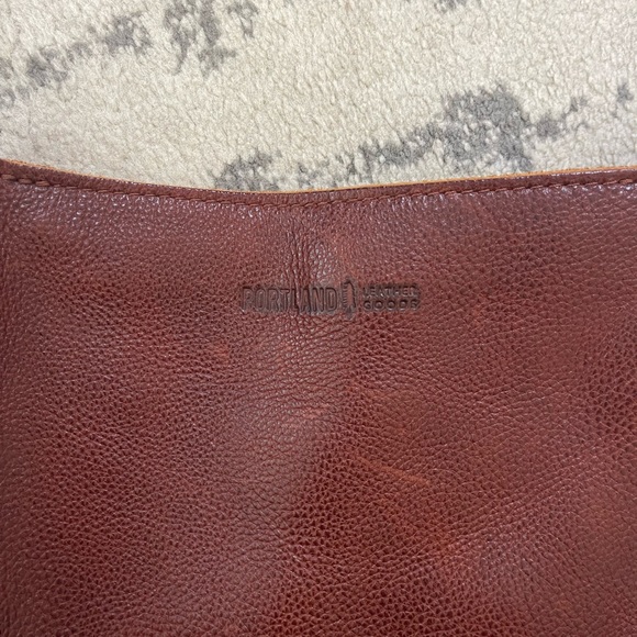 NWOT Portland Leather Shoulder Bag Nutmeg - Picture 2 of 7